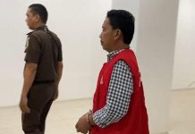 Kejari Makassar Tetapkan Pemilik Lahan Industri Pengelolaan Sampah Sebagai Tersangka FOTO: Abdul Rahim pemilik lahan industri pengelolaan sampah di Kelurahan Tamalanrea Jaya, Kecamatan Tamalanrea Kota Makassar. Ditetapkan sebagai tersangka. Jumat (19/1/2024) (Dok. Kejari Makassar)