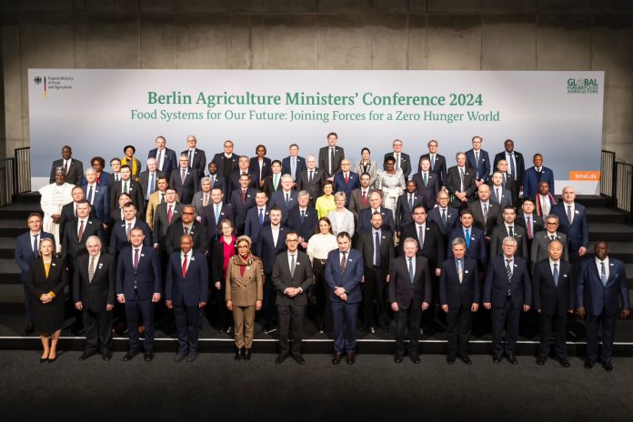 FOTO: Wakil Menteri Pertanian Republik Indonesia, Harvick Hasnul Qolbi menghadiri Global Forum for Food and Agriculture (GFFA) 2024 di Berlin, Jerman, Sabtu (20/1/2024).