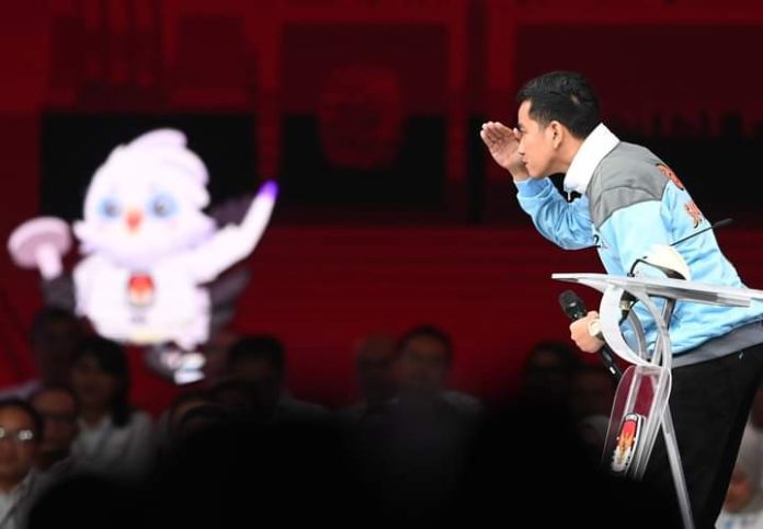 FOTO: Calon Wakil Presiden Gibran Rakabuming Raka saat mengikuti debat ketiga cawapres.