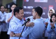 Akun FUFUFAFA Tuai Sorotan, Berujung isu Puan Bakal Gantikan Gibran Jadi Wapres FOTO: Calon Presiden Prabowo Subianto dan Calon Wakil Presiden Gibran Rakabuming Raka (properti media soal milik prabowo subianto)