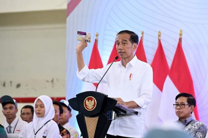 FOTO: Presiden Jokowi saat berkunjung ke Jawa Tengah pada Selasa, 23 Januari 2024. Foto: Muchlis Jr - Biro Pers Sekretariat Presiden