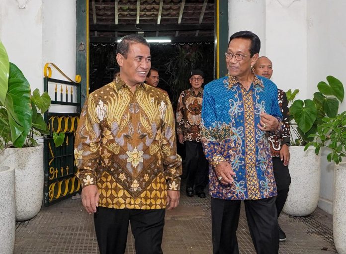 FOTO: Menteri Pertanian, Andi Amran Sulaiman dalam kunjungan kerjanya diagendakan untuk bertemu dengan Sultan Hamengkubuwono X, di Yogyakarta, Selasa (23/1/2024).