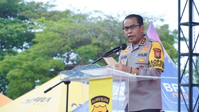 FOTO: Kapolda Sulawesi Selatan Irjen Pol Andi Rian R Djajadi