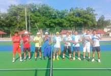 PELTI Bulukumba Jajal Lapangan Tenis Bira, Dukung Sektor Pariwisata FOTO: Pengurus dan anggota Persatuan Tenis Lapangan Indonesia (Pelti) Bulukumba berkunjung ke kawasan wisata Tanjung Bira.