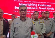 Wamentan Optimis Indonesia Menjadi Produsen Suplemen Pakan Ternak Dunia FOTO: Wakil Menteri Pertanian (Wamentan) Harvick Hasnul Qolbi menemui awak media usai melepas produk ekspor Suplemen Pakan Ternak dan Pakan Ternak Ke negara Jepang dan Vietnam, produk tersebut berasal dari PT. Nutricell Pacific, di Serpong Kabupaten Tangerang Selatan (29/01).