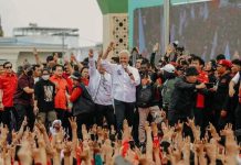 KPU Makassar Tidak Terima Pemberitahuan Kampanye Ganjar, Hingga Surat Cuti Kampanye Danny Pomanto Belum Terbit di Kemendagri FOTO: Ganjar Pranowo saat menghadiri kampanye akbar calon presiden di kota Medan, Sumatra Utara. (Properti Ganjar Pranowo)