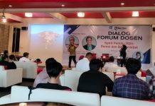 Dosen Makassar Dukung Pemilu Damai dan Bermartabat di Tahun 2024 FOTO: Dialog Forum Dosen dengan tema “Spirit Pemilu 2024, Damai dan Bermartabat” di Cafe Red Corner, Jl Yusuf Dg Ngawing, Kota Makassar. Senin (5/2/2024).