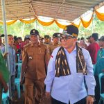 Genjot Produksi Nasional, Wamentan Tanam Jagung di Lamongan FOTO: Wakil Menteri Pertanian (Wamentan), Harvick Hasnul Qolbi melakukan tanam jagung di Desa Takerharjo, Kecamatan Solokuro, Kabupaten Lamongan, Jawa Timur, Selasa (6/2/2024).
