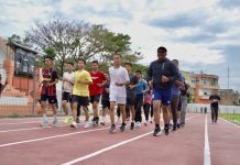 Kini Stadion Mini Bulukumba, Tempat Favorit Olahraga Lari Sore FOTO: Warga Bulukumba saat jogging track di Stadion Mini Bulukumba.