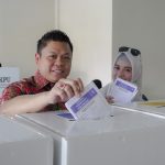 Datang ke TPS Bersama Keluarga, Yasir Machmud Optimis Raih Kursi di Dapil VII Sulsel