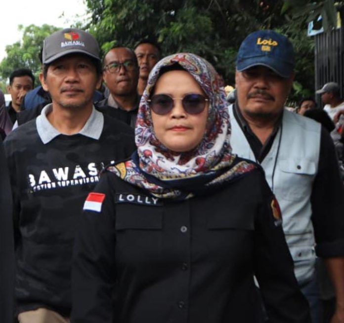 FOTO: Anggota Bawaslu RI Lolly Suhenty