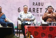 Berbagi Kisah Swasembada Melalui Bedah Buku “Menjaga Keberlanjutan Swasembada Pangan” FOTO: Kementerian Pertanian (Kementan) bekerjasama dengan Perpustakaan Nasional Republik Indonesia (Perpusnas RI), mengadakan Talkshow dengan tema Indonesia Swasembada Pangan sekaligus bedah buku berjudul "Menjaga Keberlanjutan Swasembada Pangan".