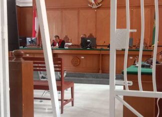 Sidang Kasus Nanas Digelar 1 September, Wabup Gowa Siap Hadir, Bupati Sidrap dan Barru Belum Jelas FOTO: Suasana sidang di Pengadilan Tipikor Makassar, Sulawesi Selatan.