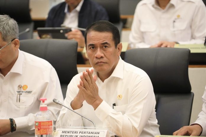 FOTO: Menteri Pertanian (Mentan) Andi Amran Sulaiman saat rapat kerja dengan Komisi IV DPR. Rabu (13/3/2024)