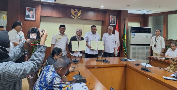 FOTO: Kementerian Pertanian (Kementan) melalui Direktorat Jenderal Perkebunan (Ditjen Perkebunan) menyelenggarakan penandatanganan perjanjian kerja sama dengan Badan Riset dan Inovasi Nasional (BRIN) dan MoU dengan Perhimpunan Agronomi Indonesia (Peragi).