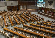 Ada 13 Komisi di DPR RI, Sebelumnya Hanya 11 FOTO: Suasana ruang Rapat Paripurna gedung DPR RI. (ANTARA FOTO/Galih Pradipta)