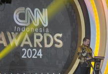 Leonard Simanjuntak dapat Penghargaan CNN Indonesia Awards FOTO: Jaksa Agung ST Burhanuddin saat memberikan sambutannya di CNN Indonesia Awards dengan tajuk “Dari Sulsel Untuk Nusantara” digelar di Hotel Claro Makassar. Kamis (21/03/2024).