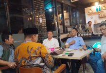 KKLR DKI: Buka Bersama Untuk Merajut Silaturahmi Sesama Perantau Tana Luwu FOTO: Tokoh Kerukunan Keluarga Luwu Raya DKI Jakarta usai menggelar silahturahmi dan buka puasa bersama