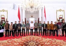 KAMMI Undang Jokowi Buka Muktamar ke -13 di NTB FOTO: Pengurus Pusat Kesatuan Aksi Mahasiswa Muslim Indonesia (PP KAMMI) bertemu dengan Presiden Joko Widodo (Jokowi) di Istana Presiden, Jakarta. Senin (25/3/2024).
