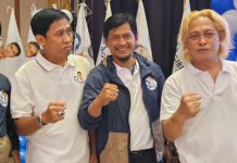 Bila SAdAP Tidak Terbukti Bersalah LMP dan Gibran Center Gugat Balik LSM PERAK FOTO: Paling kanan Komando Daerah (Kamada) Laskar Merah Putih (LMP) Sulawesi Selatan, Muhammad Taufiq Hidayat, Kedua dari Sekretaris Gibran Center, Illank Radjab.