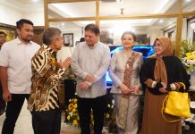 Perseteruan Politik dengan NH, TP ke Airlangga, Waspadai ‘Makelar’ Usungan Cakada dan Pimpinan Dewan di Sulsel FOTO: Ketua Golkar Sulsel, Taufan Pawe (TP) saat menghadiri Open House Ketua Umum Partai Golkar Airlangga Hartarto, di kawasan Widya Chandra, Jakarta Selatan, Kamis, 11 April 2024 malam. (Istimewa)