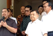 Temui JK, Pendeta Gilbert Sampaikan Permohonan Maaf Terkait Khutbahnya yang mengolok-olok Ibadah Ummat Islam FOTO: Pendeta Gilbert Lumoindong, datang dan menemui Jusuf Kalla atau JK di kawasan Jakarta Selatan, Senin (15/4/2024).