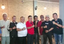 Syarifuddin Daeng Punna Pertemukan dan Persatukan Keluarga Besar Kerajaan Islam Kembar Gowa Tallo FOTO: Syarifuddin Daeng Punna Dewan Pembina Gerakan Indonesia Baru (GRIB) bersama Keluarga Besar Lembaga Adat Pasareanta Firman Sombali Kerajaan Islam Kembar Tallo Gowa.