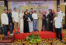 IKA SMANSA Angkatan’84 Gelar Halalbihalal, ini Pesan Prof Arifuddin FOTO: Ketua IKA SMANSA Angkatan 1984 Prof Arifuddin Mannan bersama pengurus menggelar Halalbihalal di hotel Best Western, Kota Makassar, Sulawesi Selatan, Jumat 19 April 2024.