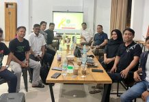 Dirangkaikan HBH Warga Lutim di Makassar, KKLT Bakal Gelar Mubes Mei 2024 FOTO: Rapat koordinasi Panitia Pelaksana yang digelar di KopiHub Jalan Perintis Kemerdekaan, Makassar, Senin, 22 April 2024.