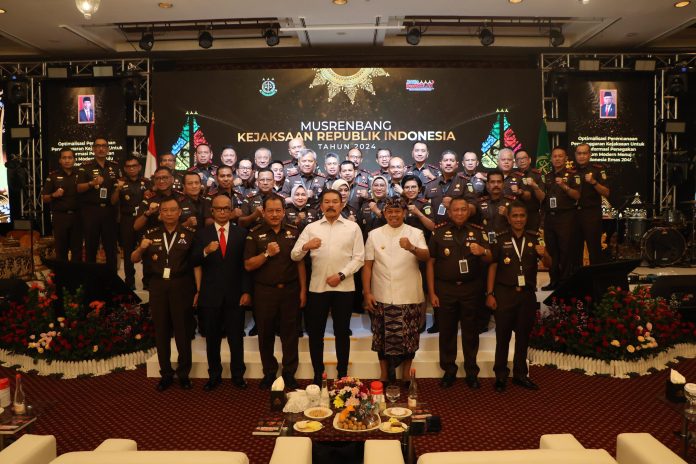 FOTO: Jaksa Agung R.I. ST Burhanuddin saat menghadiri Musrenbang Kejaksaan RI Tahun 2024 di Hotel Ayodya Resort Nusa Dua Bali. Kamis (25/04/2024)