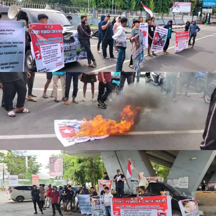 FOTO: Kelompok Pemuda yang tergabung dalam Front Pemuda Cinta NKRI, melakukan aksi damai turun ke jalan lakukan orasi kebangsaan di Jalan Lanto Daeng Pasewang dan lampu merah Playover Pettarani kota Makassar Rabu (1/5/2024)