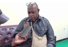 Ini Kerja-kerja Majelis Rakyat Papua Provinsi Papua Selatan FOTO: Ketua MRPS, Damianus Katayu, S.IP.,MA saat ditemui awak media. (Nuel)