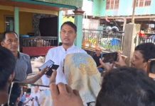 Star dari Pulau Lakkang, Warga Kisahkan Puskesmas Dibangun Diera Wali kota Patompo ke ASA FOTO: Bakal calon wali kota, Andi Seto Gadhista Asapa saat ditemui awak media di Pulau Lakkang, Kota Makassar. Kamis 9 Mei 2024. (Tangkap layar)