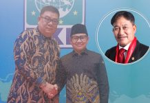 Jelang Pilkada Bone, Dr. Samahuddin: Niat baik Butuh Restu Tetokoh Bone FOTO: Dr.H.Samahuddin, S.IP., M.Si. bersalaman dengan Ketua Umum PKB, Dr. H. Muhaimin Iskandar (Cak Imin), dan insert foto caleg DPR RI PKB terpilih dari dapil 2, Andi Muawiyah Ramli (Amure). Foto: Istimewa
