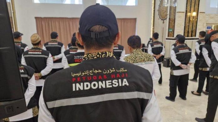 ILUSTRASI: Petugas Jemaah Haji Indonesia [Properti Serambinews/Khalidi Umar] MCH 2024