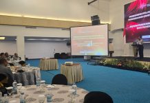 Peningkatan Implementasi Reformasi Birokrasi di Kantor Wilayah Kementerian Hukum dan HAM Sulawesi Selatan FOTO: Kepala Kantor Wilayah Kementerian Hukum dan HAM Sulawesi Selatan, Drs. Liberti Sitinjak, M.M., M.Si., saat memberikan arahan. (Istimewa)