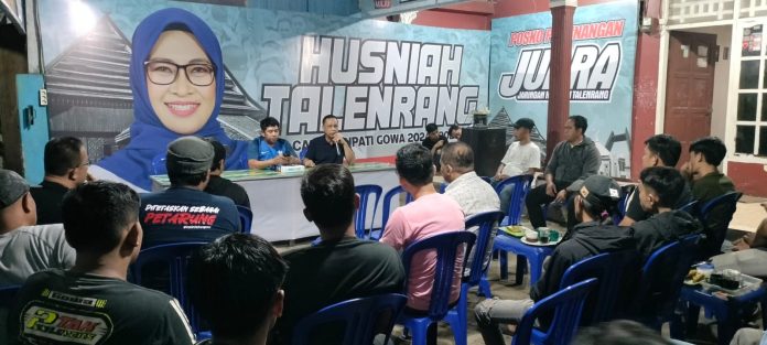 FOTO: Komunitas JUARA menggelar rapat konsolidasi internal di posko pemenangannya di Jalan Abd Muthalib Paccinongan, Kecamatan Somba Opu, Kabupaten Gowa, Senin malam, 4 Juni 2024.