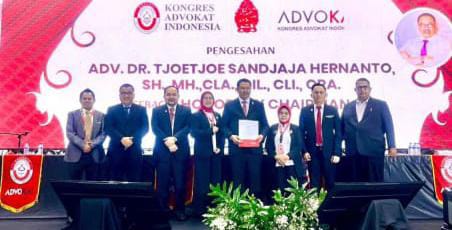 FOTO: Aldin Bulen, SH,.MH kedua dari kanan saat digelar Kongres Nasional IV, Kongres Advokat Indonesia (KAI) yang digelar di Auditorium UMS, Solo 7 – 8 Juni 2024.