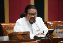 Raker Komisi X DPR dengan Kemendikbudristek, Fraksi Gerindra Usulkan Kementerian Kebudayaan FOTO: Anggota Komisi X Nuroji saat mengikuti Rapat Dengar Pendapat Komisi X di Gedung Nusantara I, DPR RI, Senayan, Jakarta, Senin (2/10/2023). Foto: Dep/nr