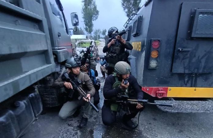 FOTO: Prajurit TNI dan Polri dari Koops Habema berhasil menguasai wilayah Distrik Bibida yang selama ini dikuasai oleh Organisasi Papua Merdeka (OPM). (Foto: Dok. Koops Habema)