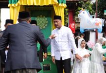 Hari Raya Idul Adha Andi Seto Gelar Open House FOTO: Andi Seto Asapa gelar Open House di kediamannya di Jalan Opu Daeng Risadju (Cendrawasih) Kecamatan Mariso, Senin (17/6/2924).