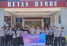 Karutan ungkap Kunci Sukses WBK pada Kunjungan Studi Tiru Rutan Enrekang di Rutan Kelas IIB Barru FOTO: Rutan Enrekang mengadakan kunjungan studi tiru ke Rutan Barru pada Selasa, 25 Juni 2024.