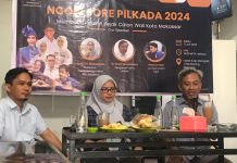 Ngopi Sore Pilkada 2024 di KJP, Pengamat: Gerbang Makassar Bukan Branding Personal seperti Kandidat Lain FOTO: Paling kanan pengamat politik dari Universitas Bosowa, Arief Wicaksono dalam diskusi bertajuk Ngopi Sore Pilkada 2024 yang digelar Komunitas Jurnalis Politik (KJP) di Lapak Kopi Abangda, Makassar, Sabtu (6/7/2024).
