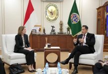 Bertemu Dubes Norwegia, AHY Terima Secarik Kertas, Apa isinya? FOTO: Menteri Agraria dan ATR/BPN Agus Harimurti Yudhoyono (AHY) menerima kedatangan Duta Besar (Dubes) Norwegia, Rut Kruger Giverin. (Properti: Akun Facebook AHY)