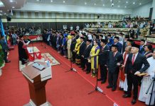 Pelantikan 24 September, Baru 24 Caleg Terpilih Setor LHKPN, 61 Terancam tidak Dilantik ILUSTRASI Suasana Pelantikan Anggota DPRD Sulsel (Istimewa)