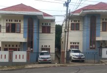 Sedang Didalami Unit Tipikor, Jarang Ditempati Padahal Fasilitas Lengkap dan Mewah Rujab Pimpinan DPRD Tana Toraja FOTO: Deretan dua rumah jabatan Wakil Ketua DPRD Tana Toraja berlokasi di Jalan Rukka Andilolo, Kampung Baru Kelurahan Bombongan kecamatan Makale