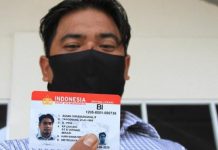 Korlantas Polri Sebut SIM Indonesia dapat Digunakan di 8 Negara ASEAN FOTO: Pembuatan Surat Izin Mengemudi (SIM) di Satuan Penyelenggara Administrasi (Satpas) Surat Izin Mengemudi (SIM) Daan Mogot, Jakarta, Barat. ((CNBC Indonsia.Trisusilo)