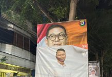 APK Rudal di Timpal Baliho Andi Seto, Muchtar: Kurang Elok FOTO: APK milik Rudal itu terdapat di depan toko ritel (Alfa) di Jalan Cendrawasih II, sebelum pertigaan masuk Tanjung Alang, Kota Makassar. (Istimewa)