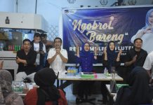 Cicu Mulai ‘Tancap Gas’, Menangkan Pasangan ASA Rezki di Pilwakot Makassar FOTO: Rezki Mulfiati Lutfi (RML) bersama Ketua DPD Partai Nasdem Makassar, Andi Rachmatika Dewi (Cicu) saat menggelar sosialisasi di berlangsung di salah satu Warkop, di Gatot Subroto Makassar. (Istimewa)