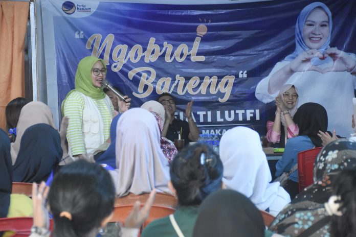 FOTO: Ketua DPD Partai Nasdem Makassar Andi Rachmatika Dewi (Cicu), terus bergerak mensosialisasikan usungan partai Nasdem dan Gerindra di Pilwakot Makassar.